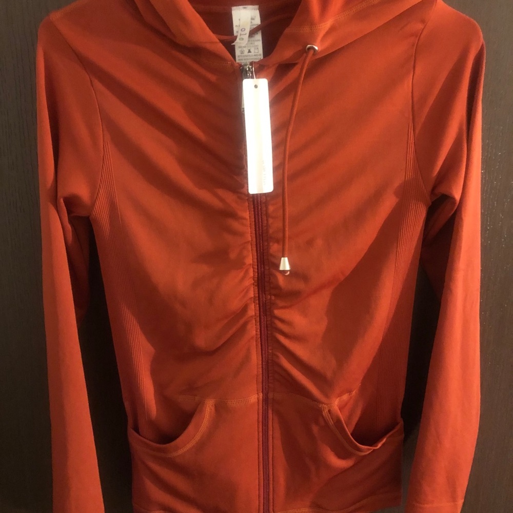 🧡Orange jogging suit🧡